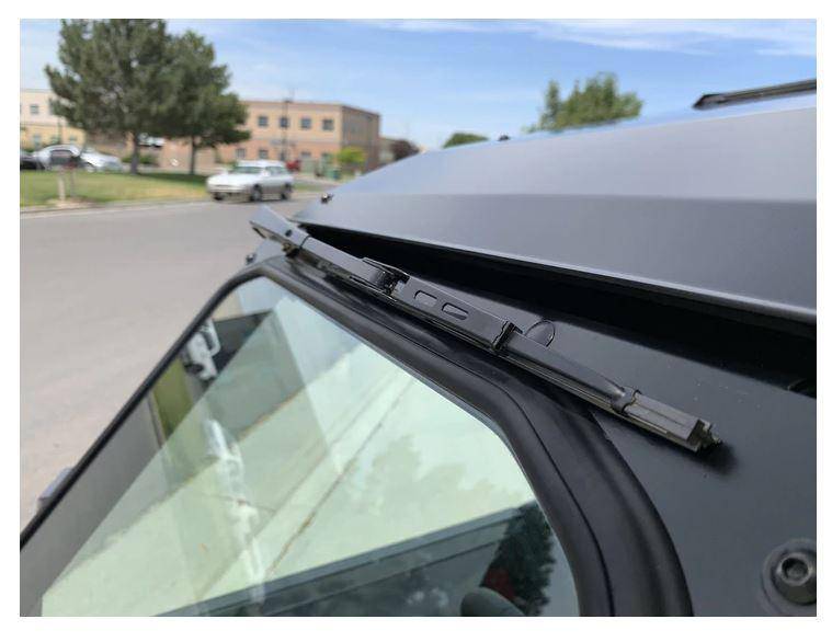 Polaris RZR RS1 Glass Windshield with Vents and Wiper (2018+)