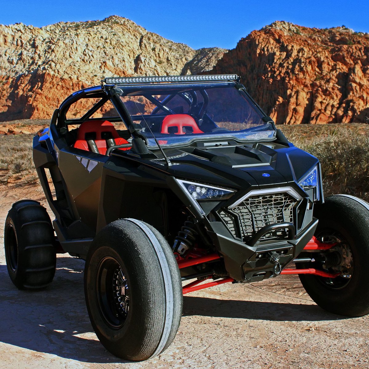 VooDoo RZR Pro XP 2 Seat Roll Cage